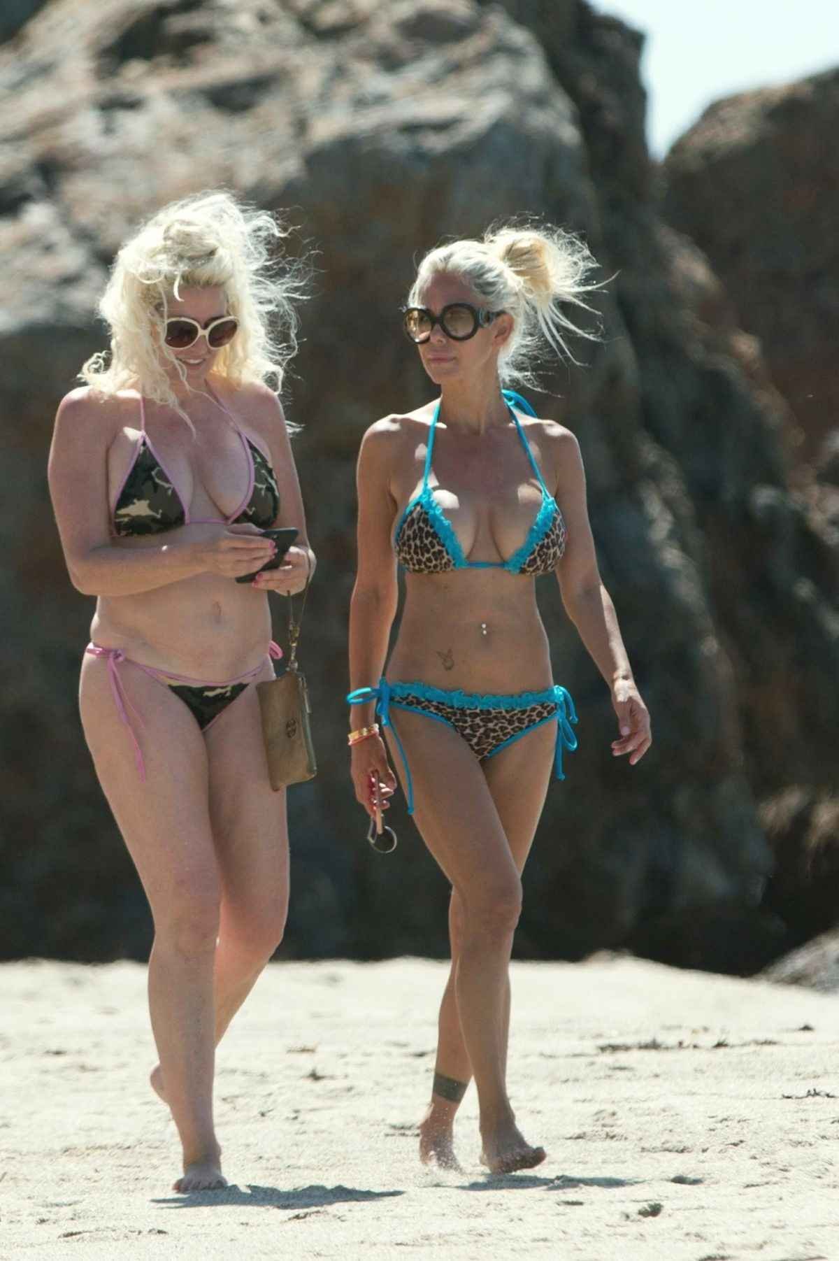 Shauna Sand En Bikini Malibu Olympine