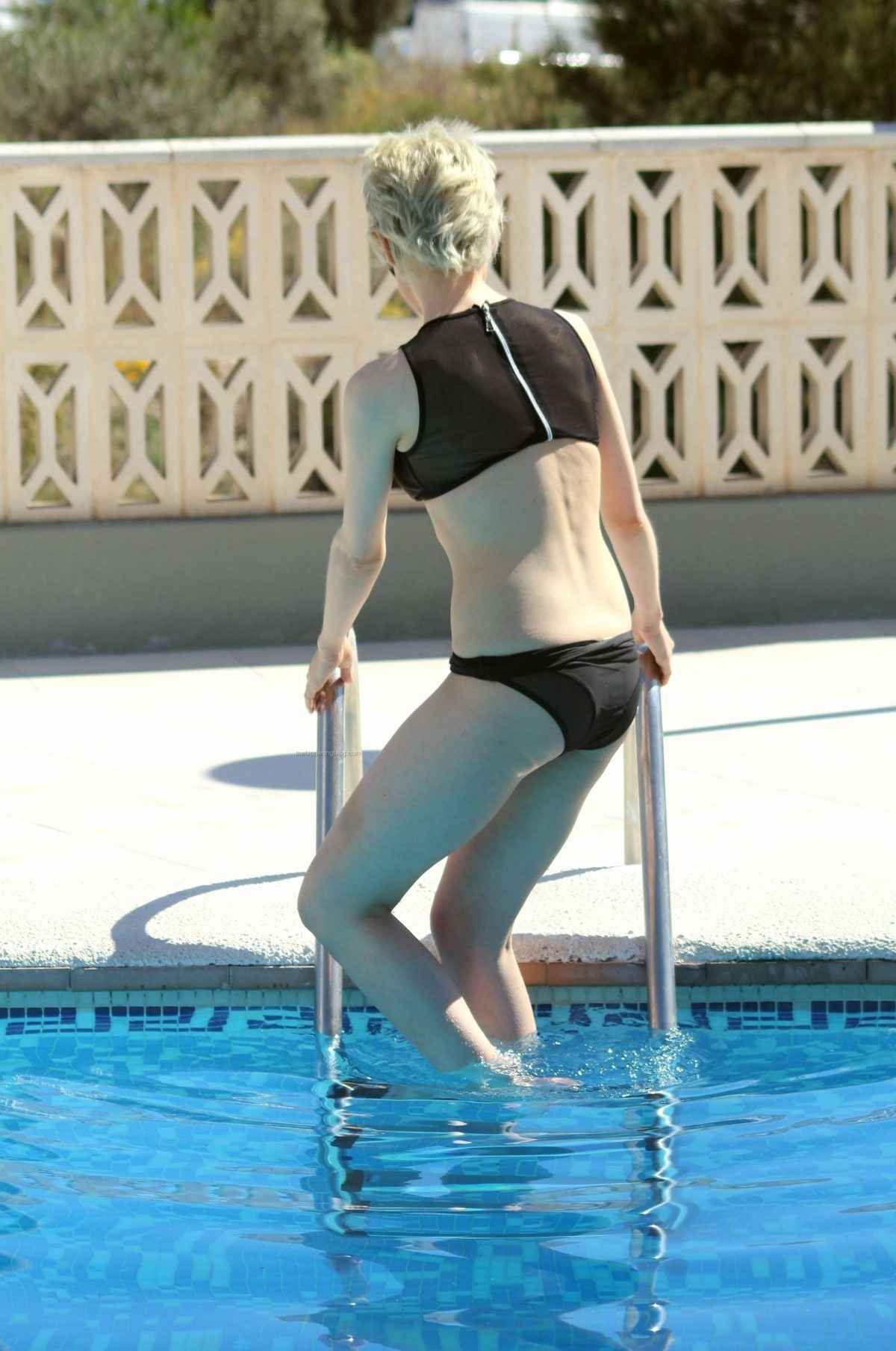 Chloe Jasmine En Bikini Au Cap Vert Olympine