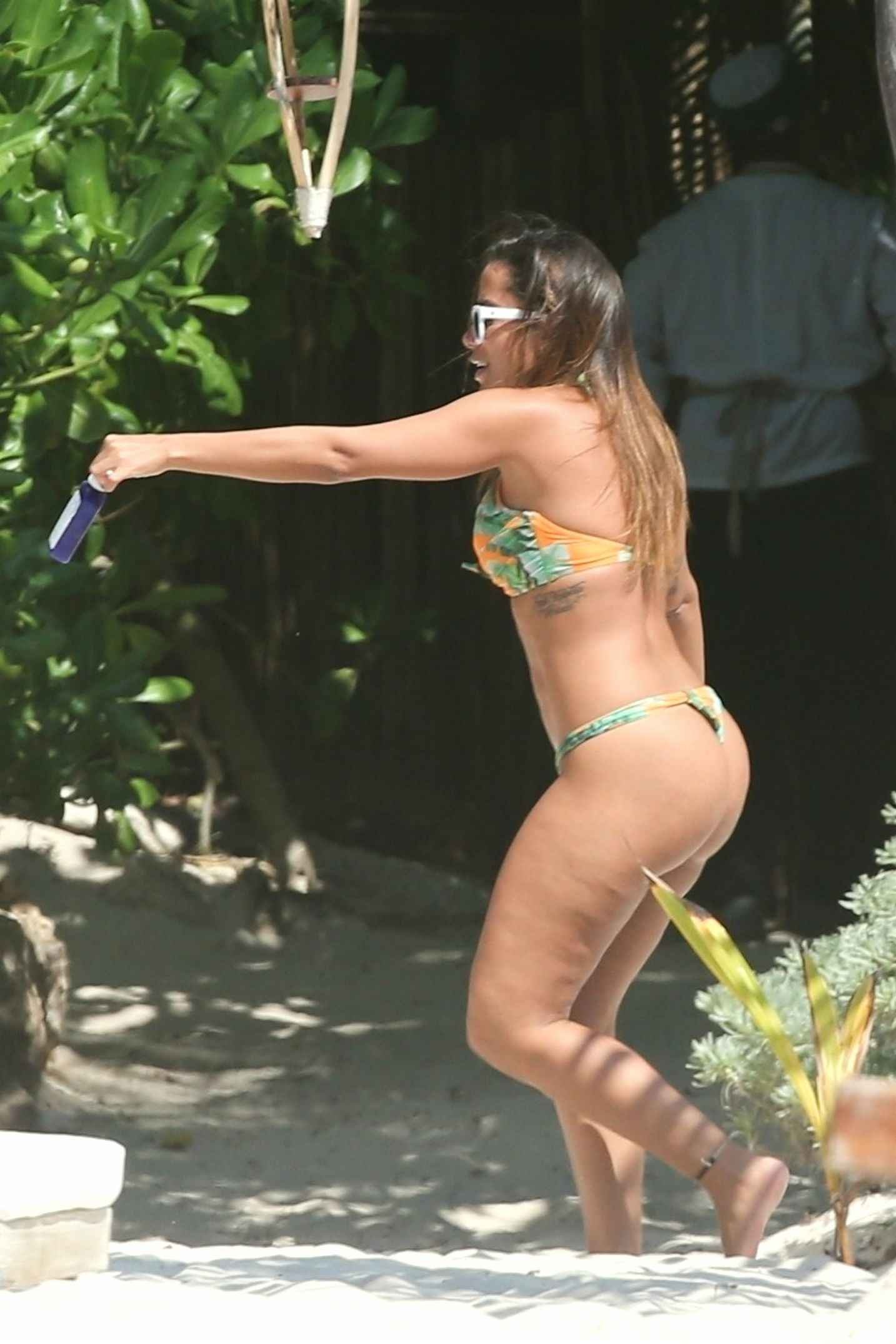 Anitta En Bikini Au Mexique Olympine