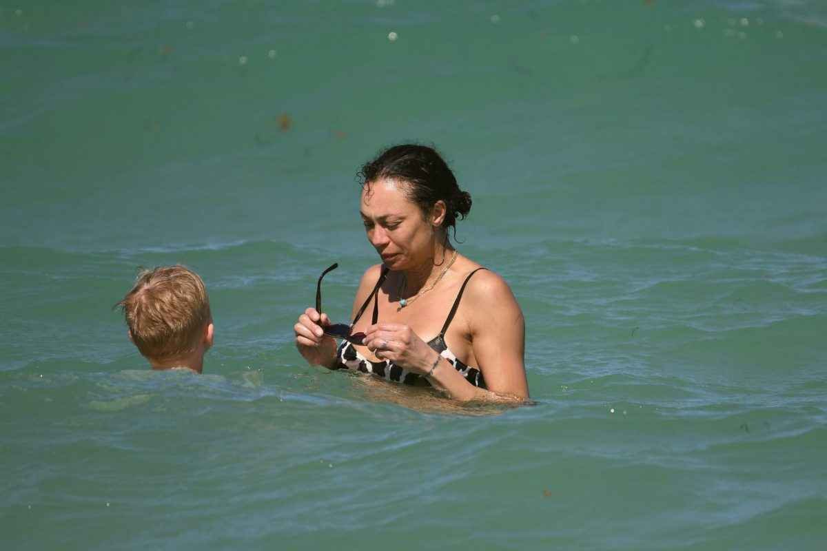 Lilly Becker Toujours En Bikini Miami Beach Olympine