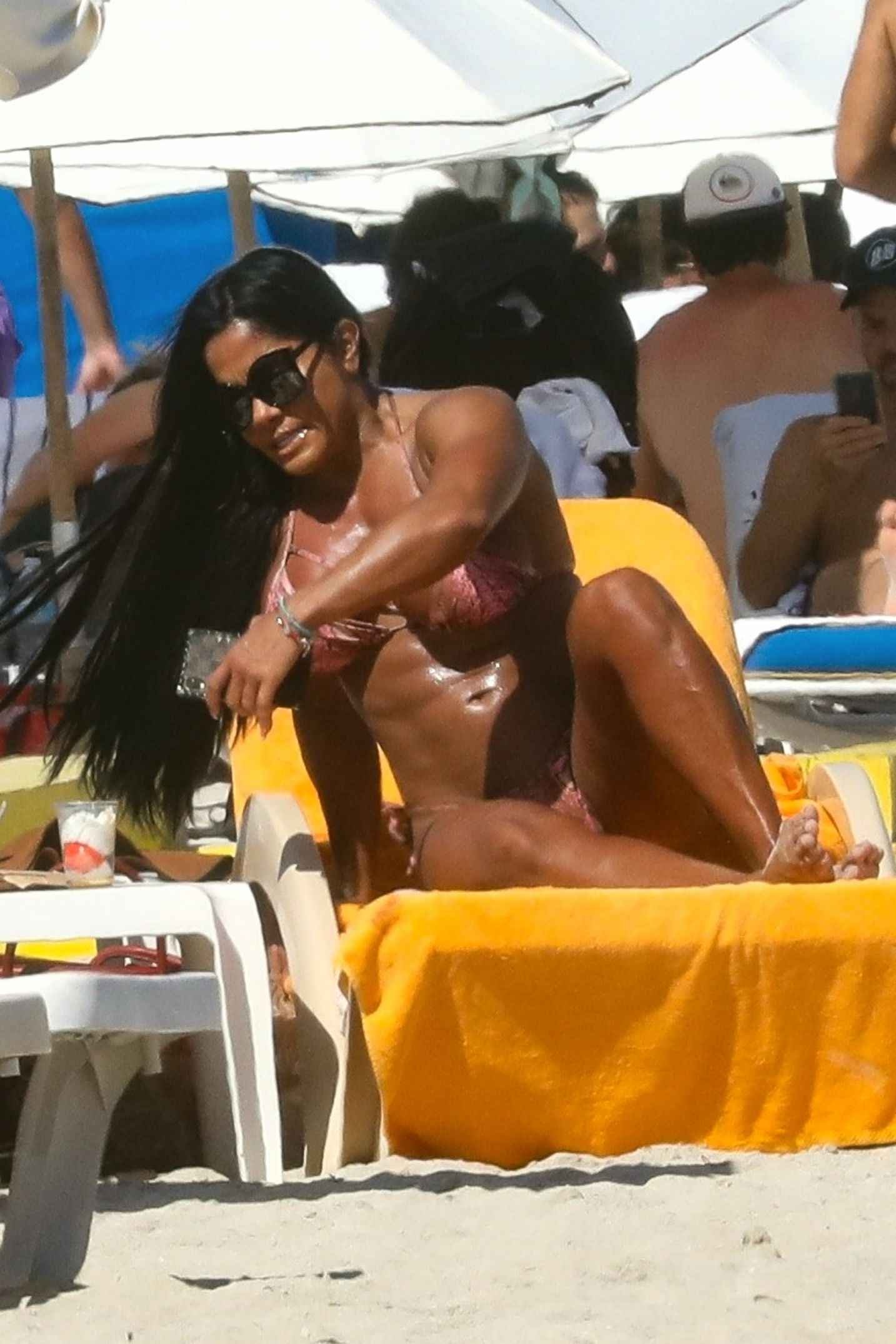 Maripily Riveira en bikini à Miami Olympine