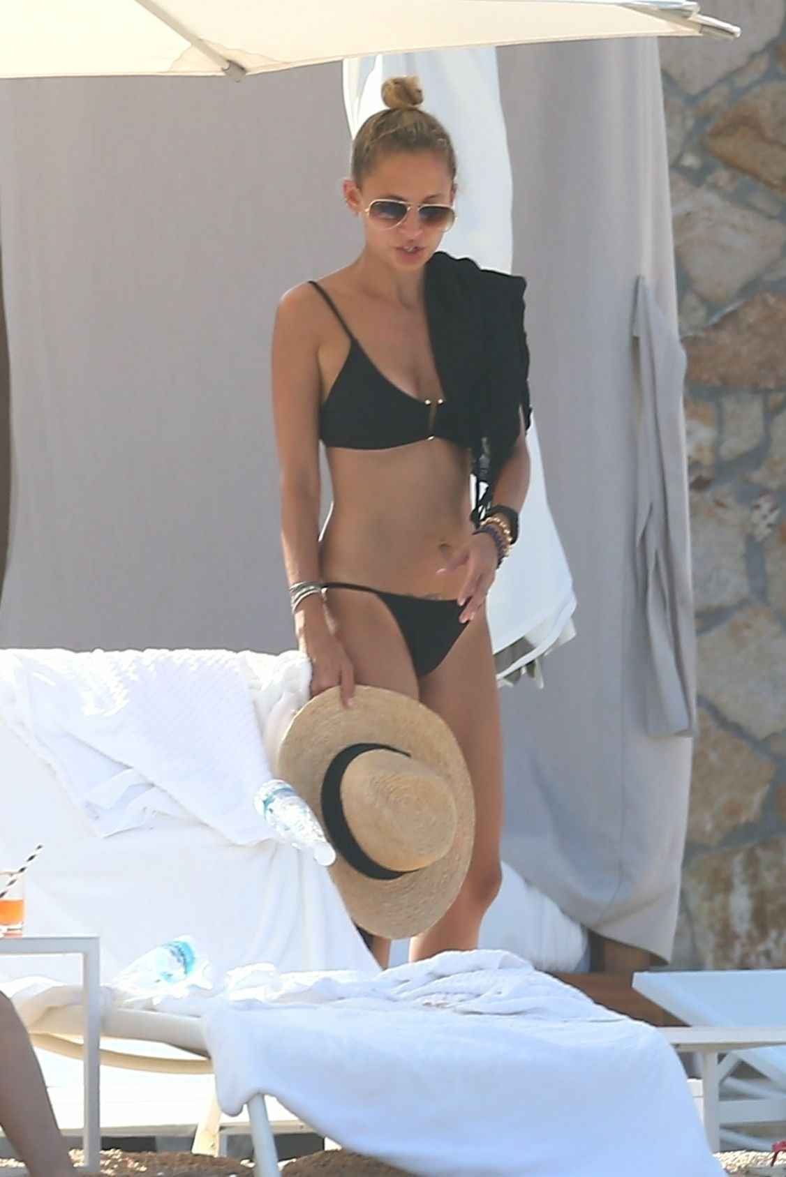 Nicole Richie en bikini à Cabo San Lucas Olympine