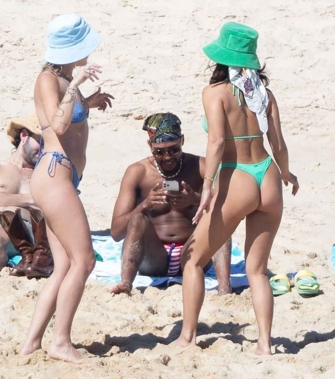 Vanessa Hudgens En Bikini Cabo San Lucas Olympine