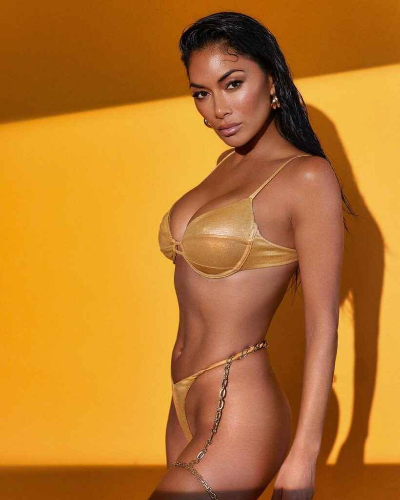 Nicole Scherzinger En Bikini Sexy Olympine