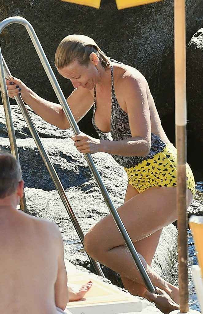 Alexandra Lamy en maillot de bain à Portofino