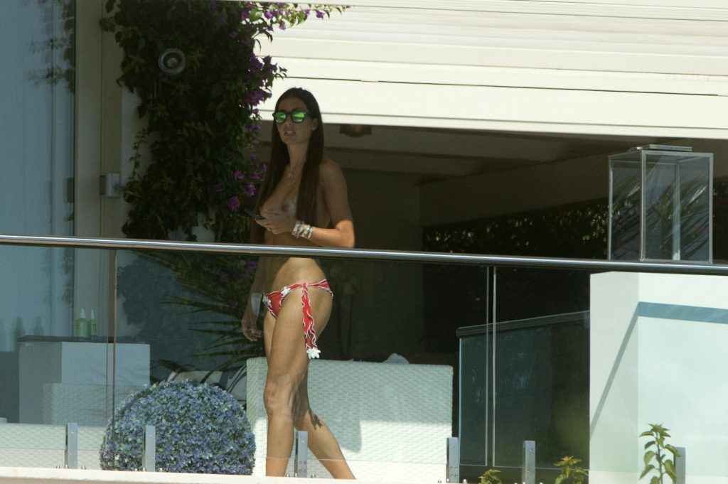 Elisabetta Gregoraci seins nus