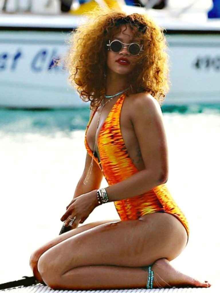 Rihanna en maillot de bain à La Barbade
