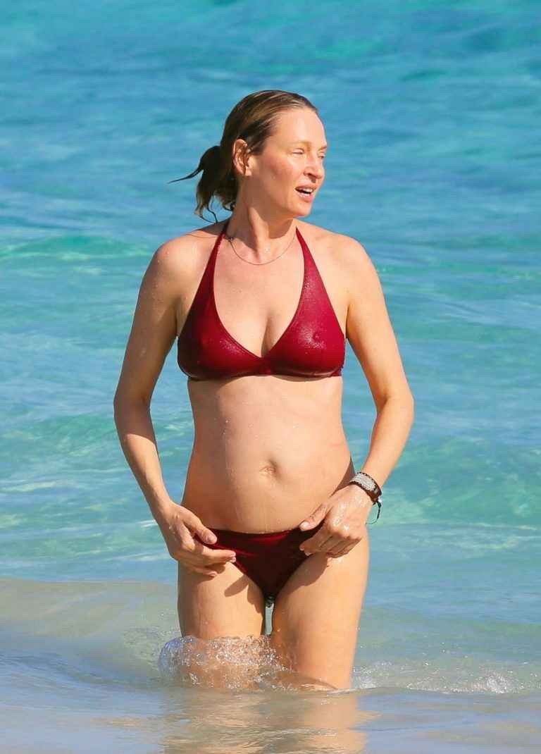 Uma Thurman en bikini