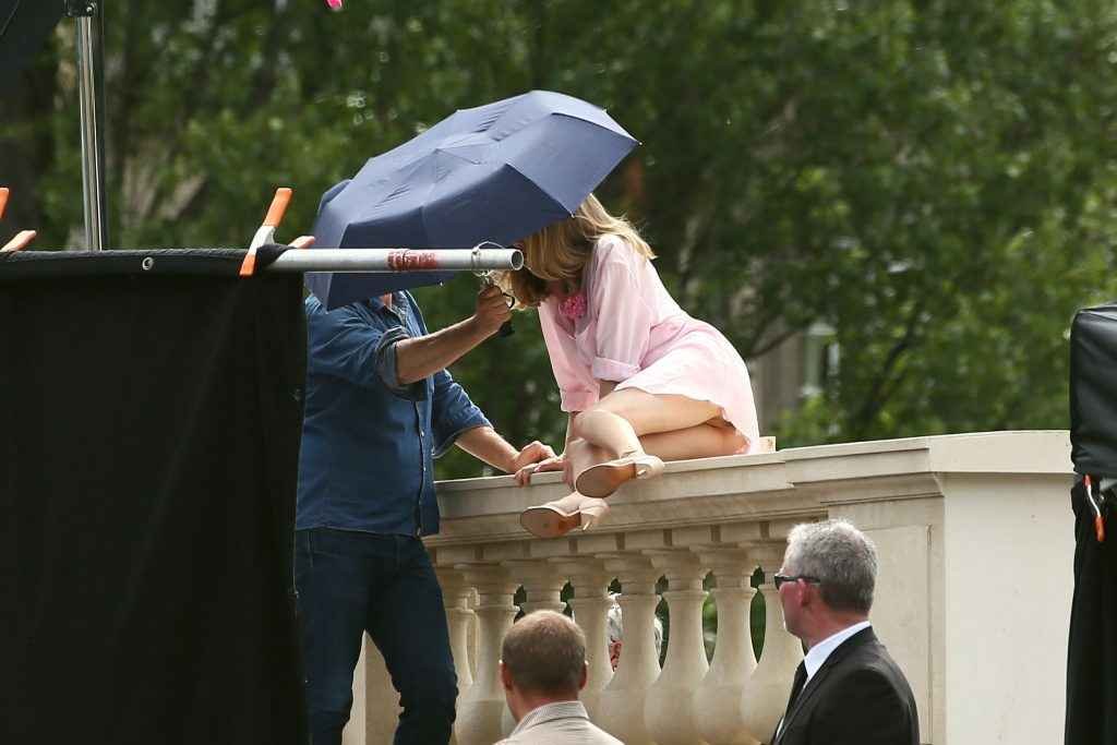 Oups, sous la jupe d'Amanda Seyfried à Paris