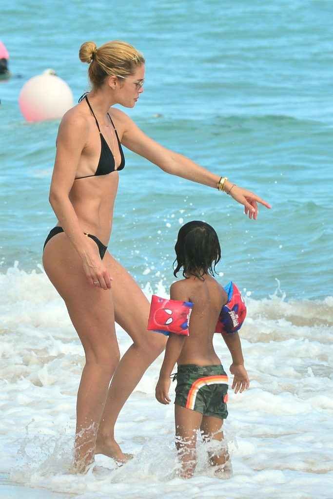 Doutzen Kroes en bikini à Miami