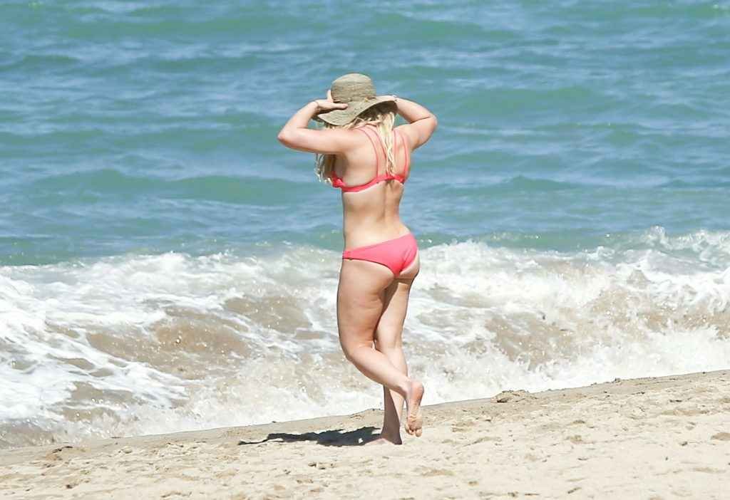 Hilary Duff en bikini au Mexique