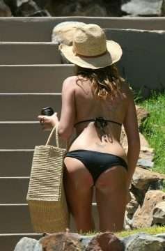 Millie Mackintosh en bikini en Afrique du Sud