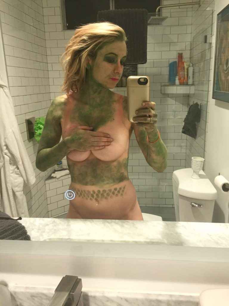 Iliza Shlesinger nue, les photos volées