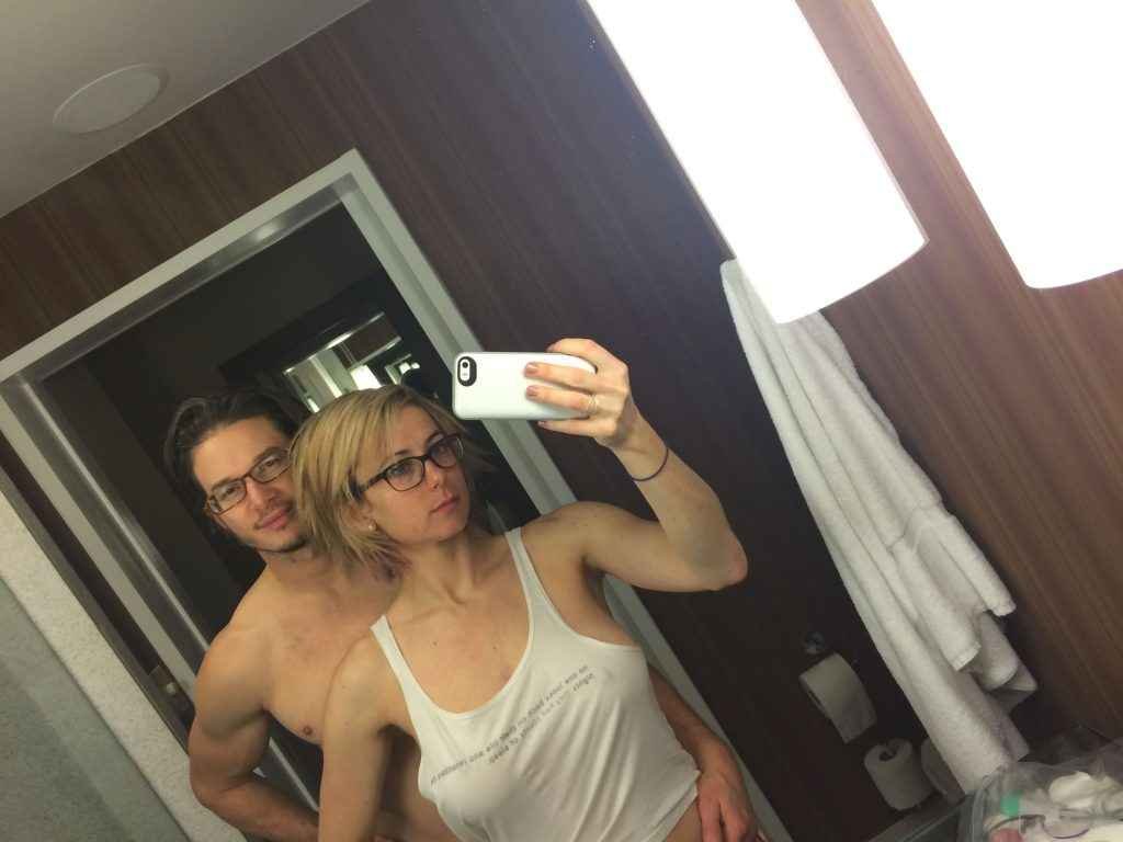 Iliza Shlesinger nue, les photos volées