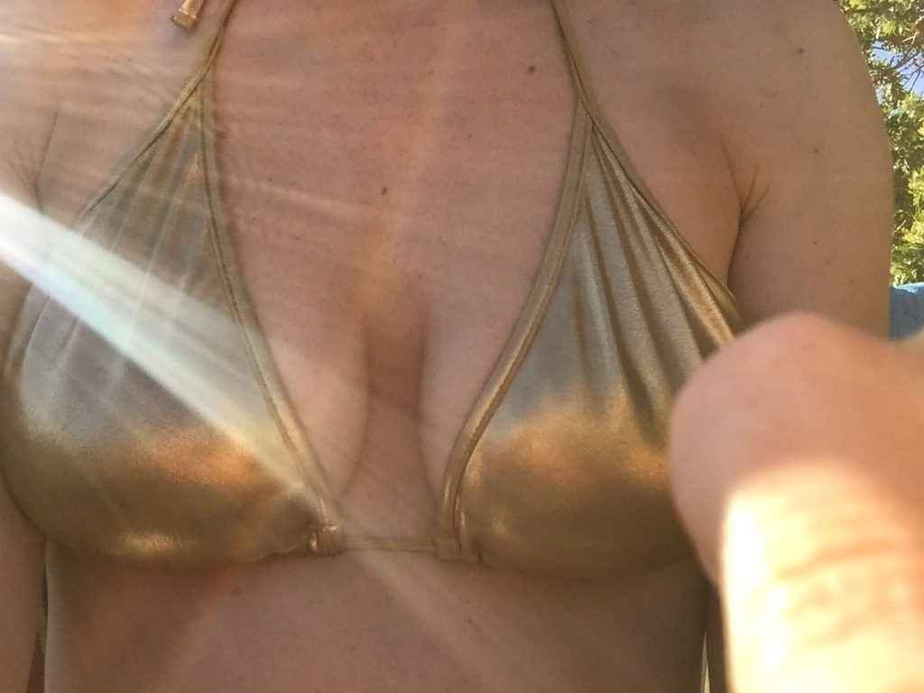 Iliza Shlesinger nue, les photos volées