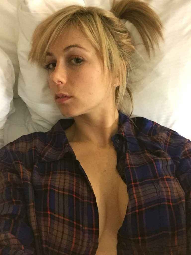 Iliza Shlesinger nue, les photos volées