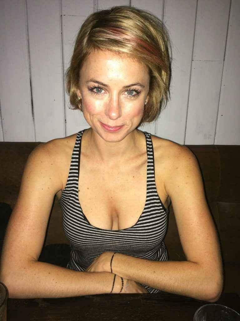 Iliza Shlesinger nue, les photos volées