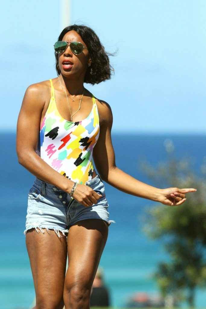 Kelly Rowland en maillot de bain à Sidney