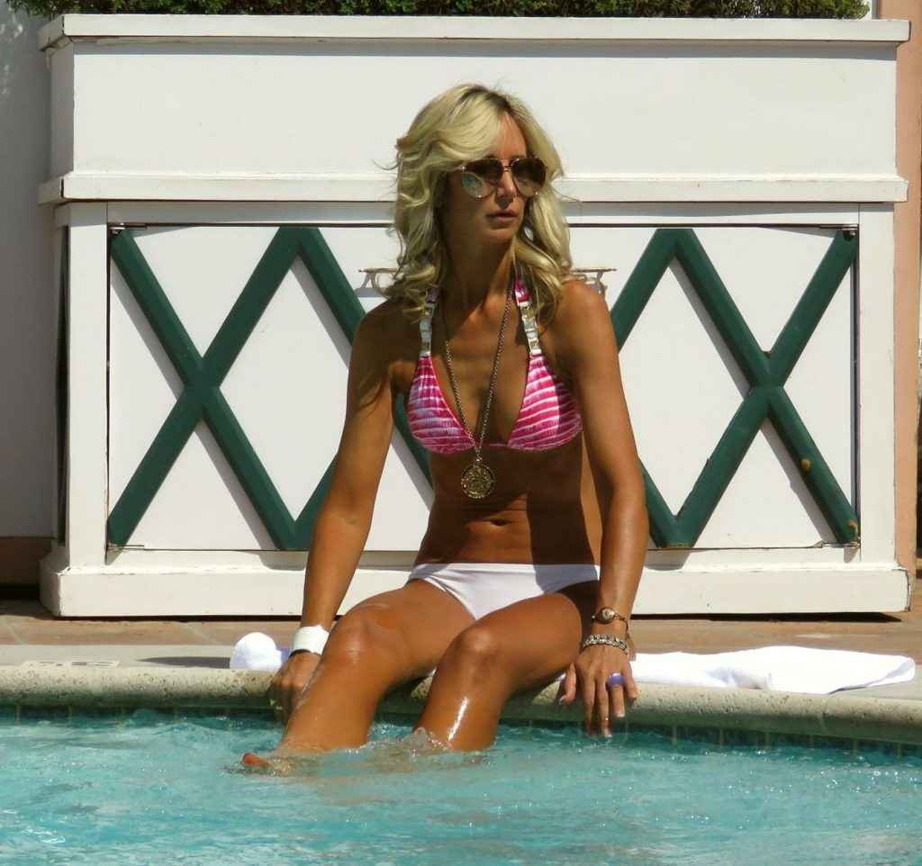 Lady Victoria Hervey en bikini à Los Angeles