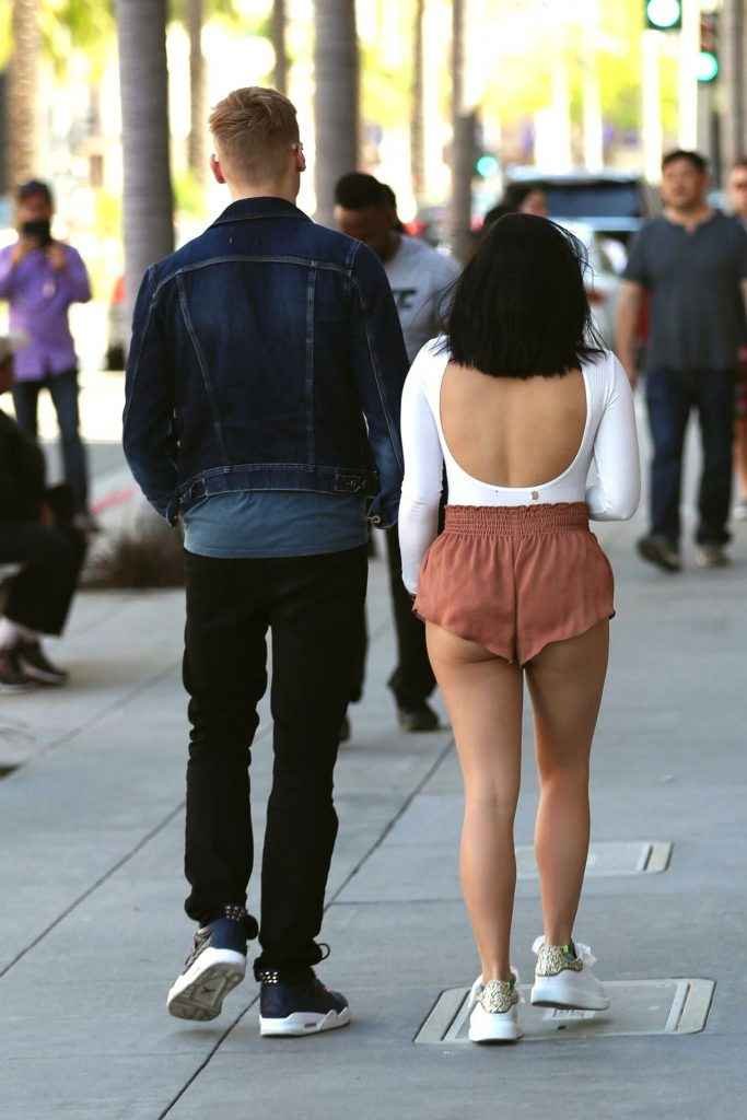 Ariel Winter les fesses à l'air à Beverly Hills