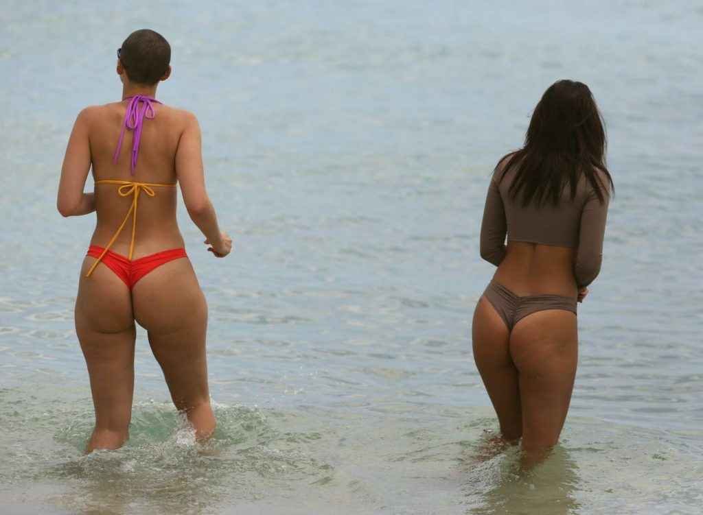 Chantel Jeffries et YesJulz en bikini à Miami