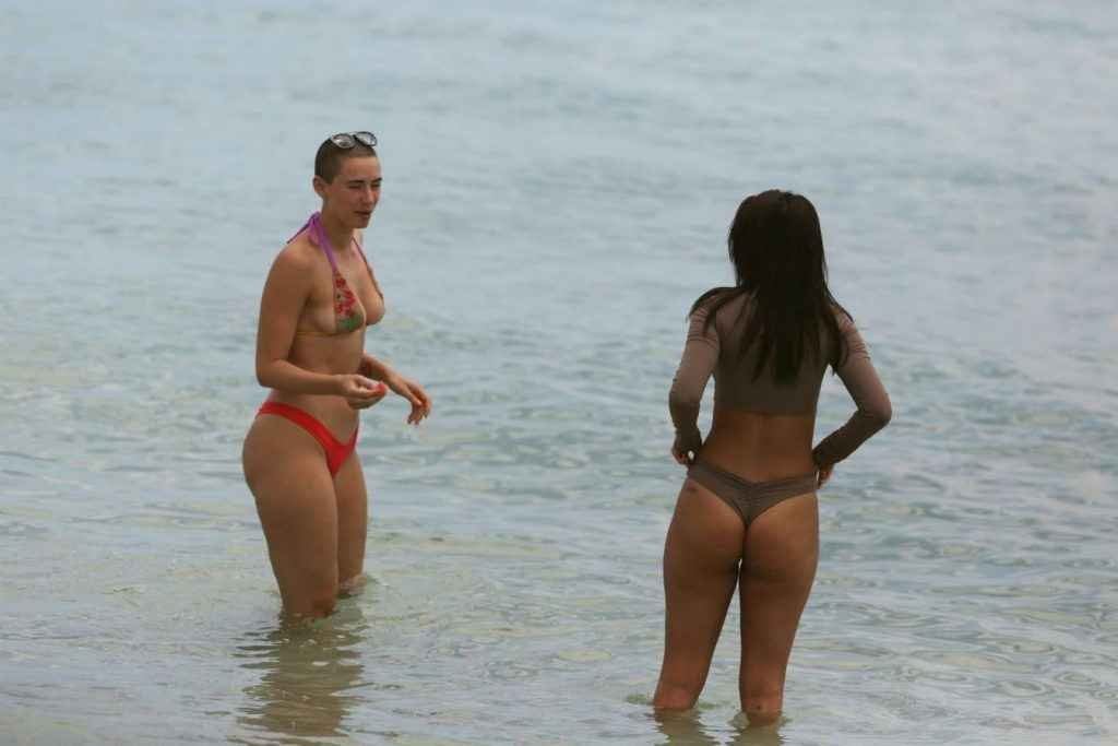 Chantel Jeffries et YesJulz en bikini à Miami