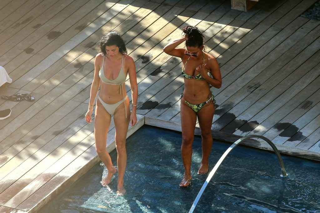 Christina Milian et Nicole Williams en bikini à Hawaii