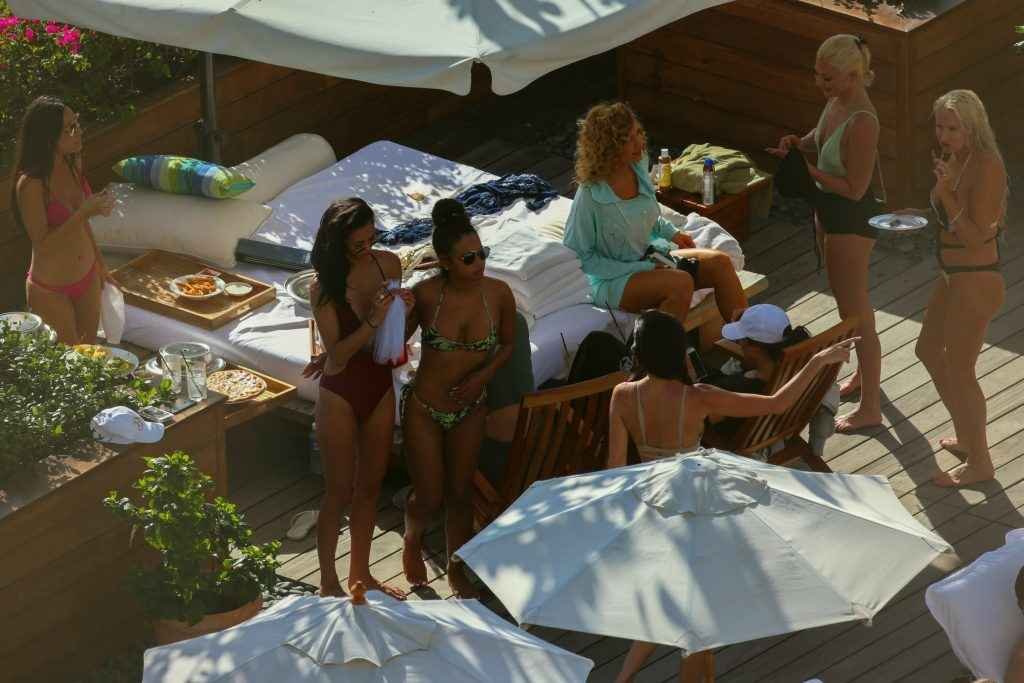 Christina Milian et Nicole Williams en bikini à Hawaii