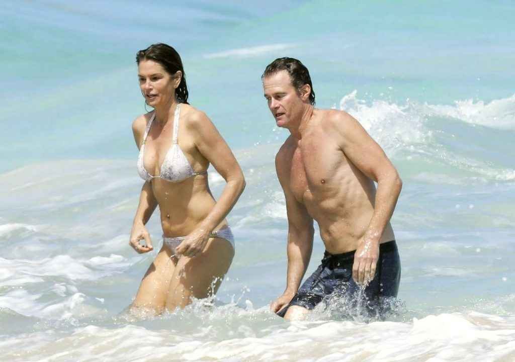 Cindy Crawford en bikini à Saint Barthélémy