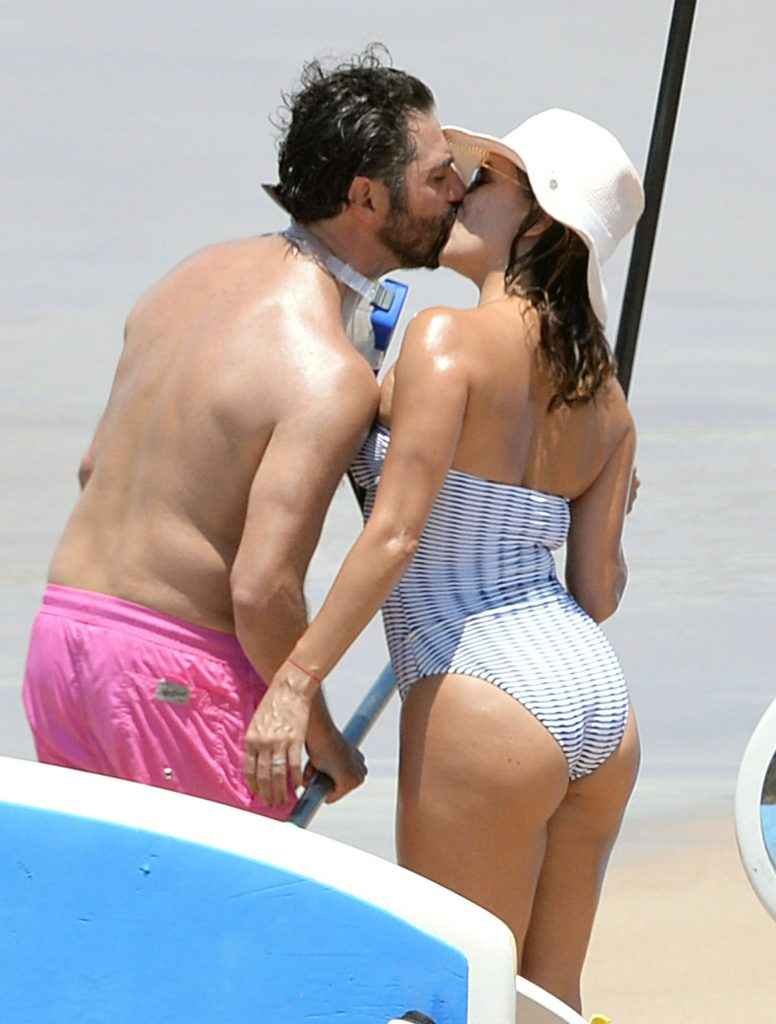 Eva Longoria en maillot de bain à Hawaii