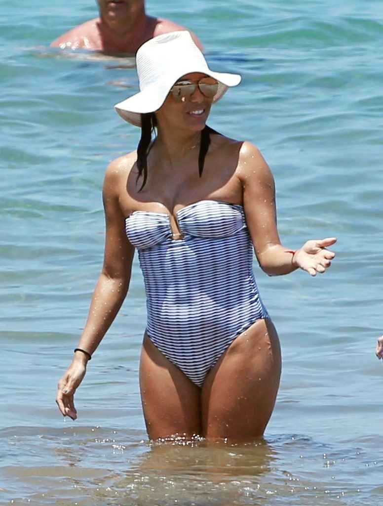 Eva Longoria en maillot de bain à Hawaii