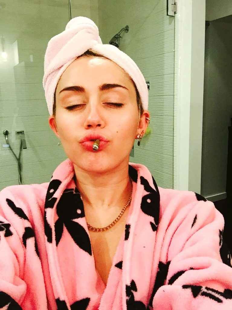 Miley Cyrus, les photos volées