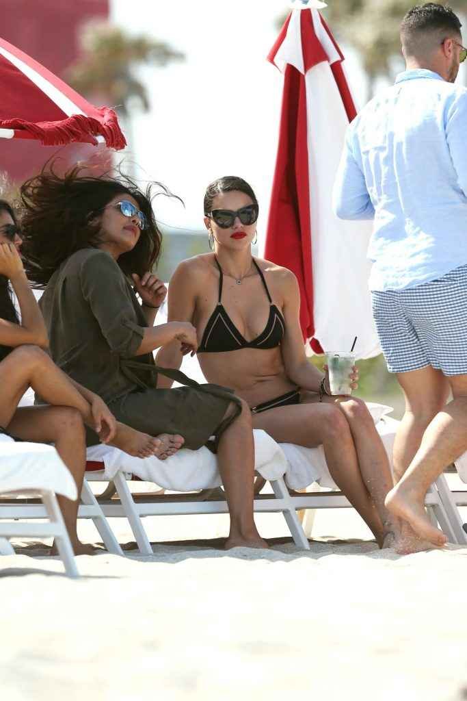 Adriana Lima et Priyanka chopra en bikini à Miami