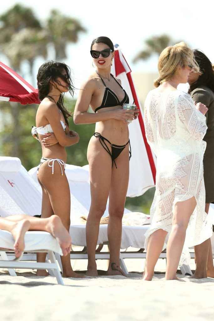 Adriana Lima et Priyanka chopra en bikini à Miami