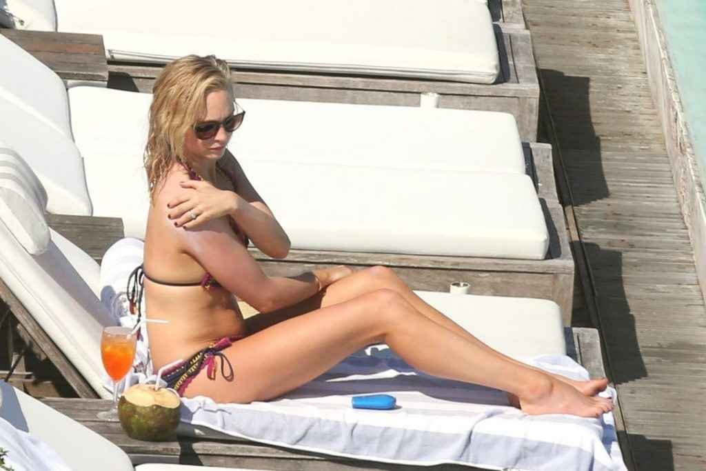 Candice Accola en bikini à Rio