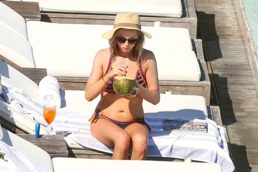 Candice Accola en bikini à Rio