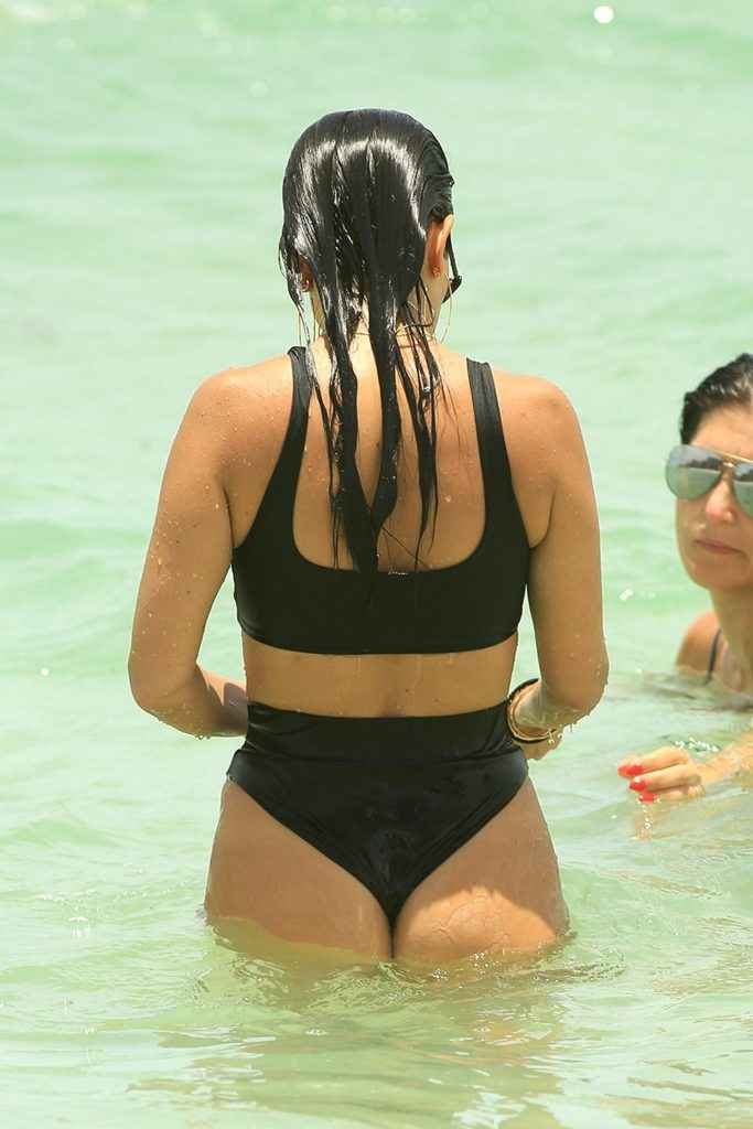 Kourtney Kardashian en bikini à Miami