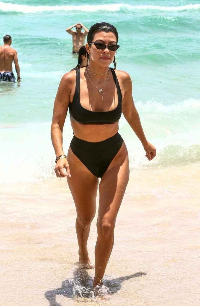 Kourtney Kardashian en bikini à Miami