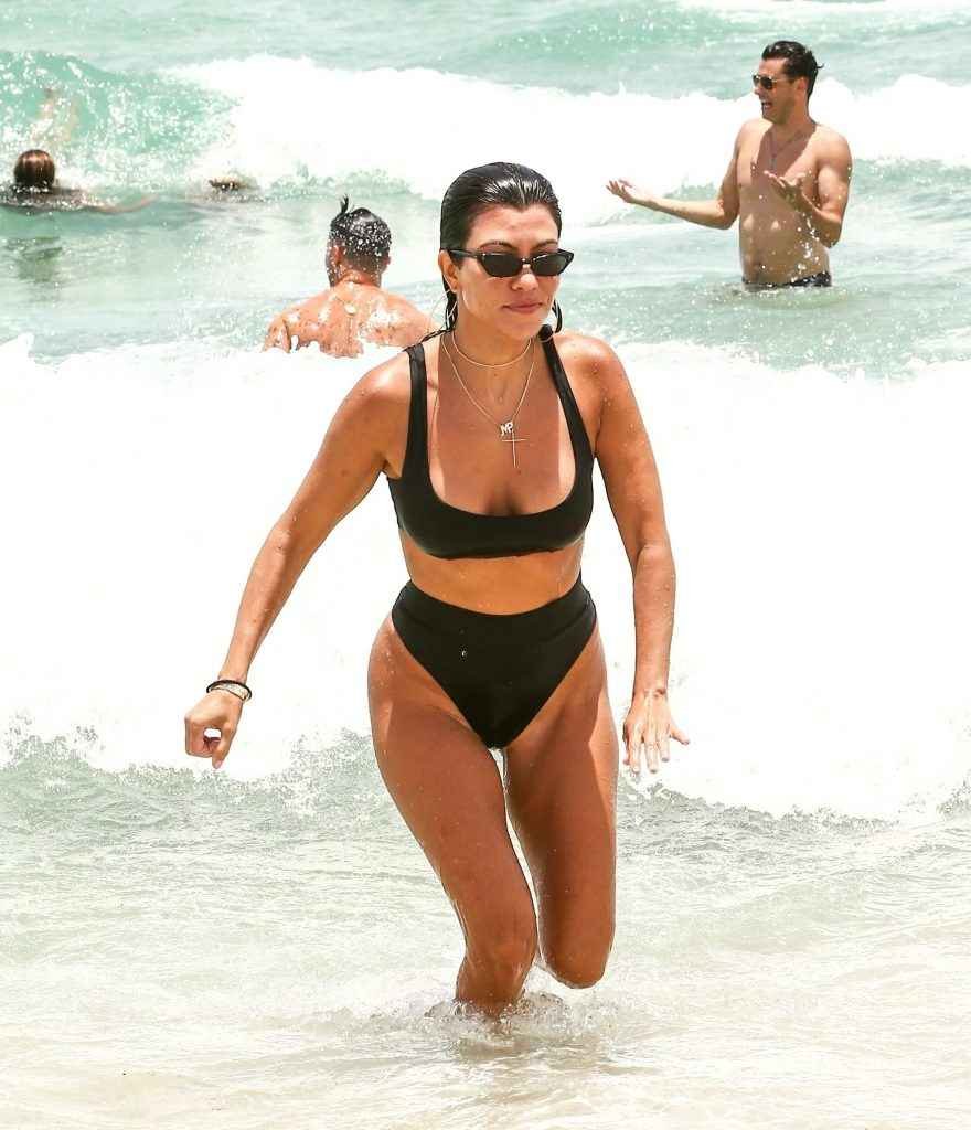 Kourtney Kardashian en bikini à Miami