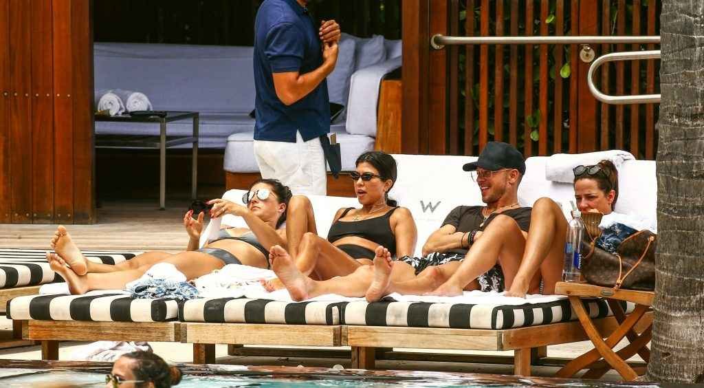 Kourtney Kardashian en bikini à Miami