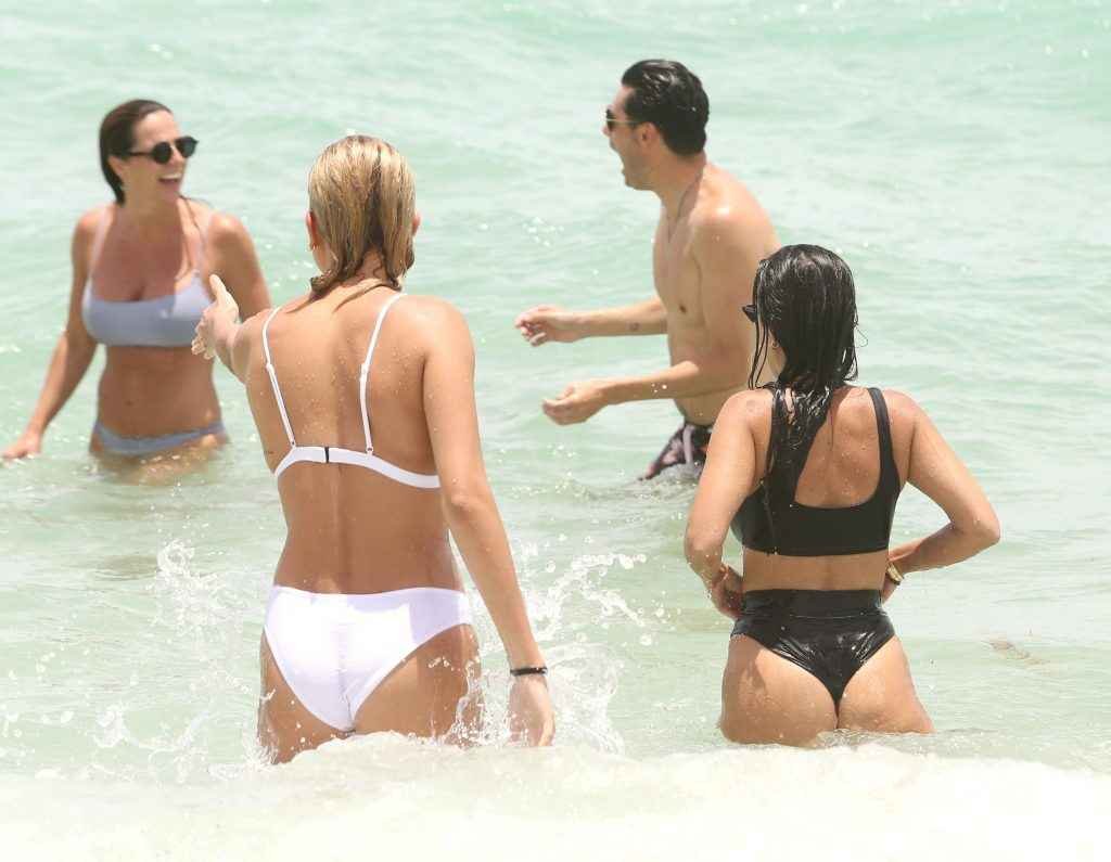 Kourtney Kardashian en bikini à Miami