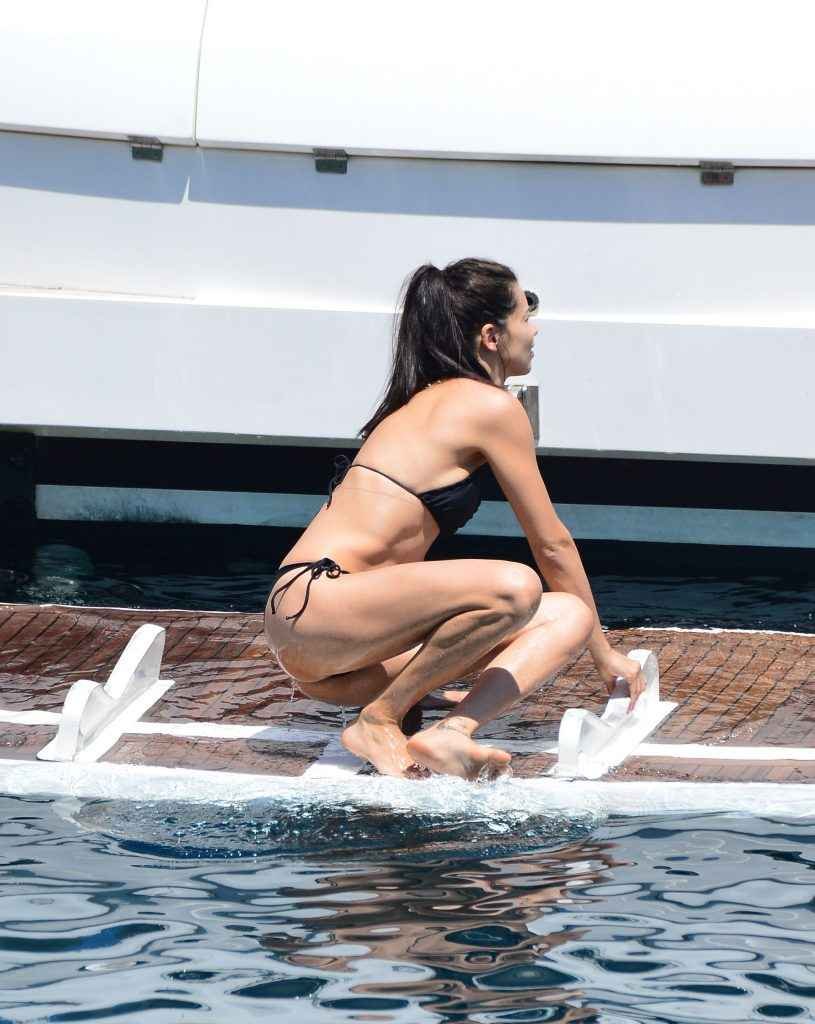 Adriana Lima en bikini en Turquie