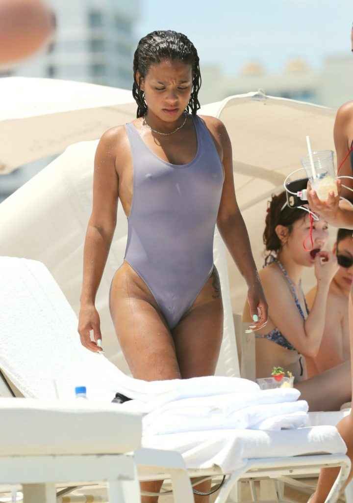 Christina Milian en maillot de bain à Miami