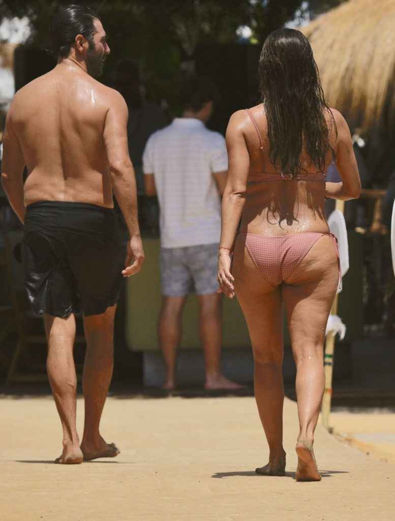 Eva Longoria en bikini à Marbella