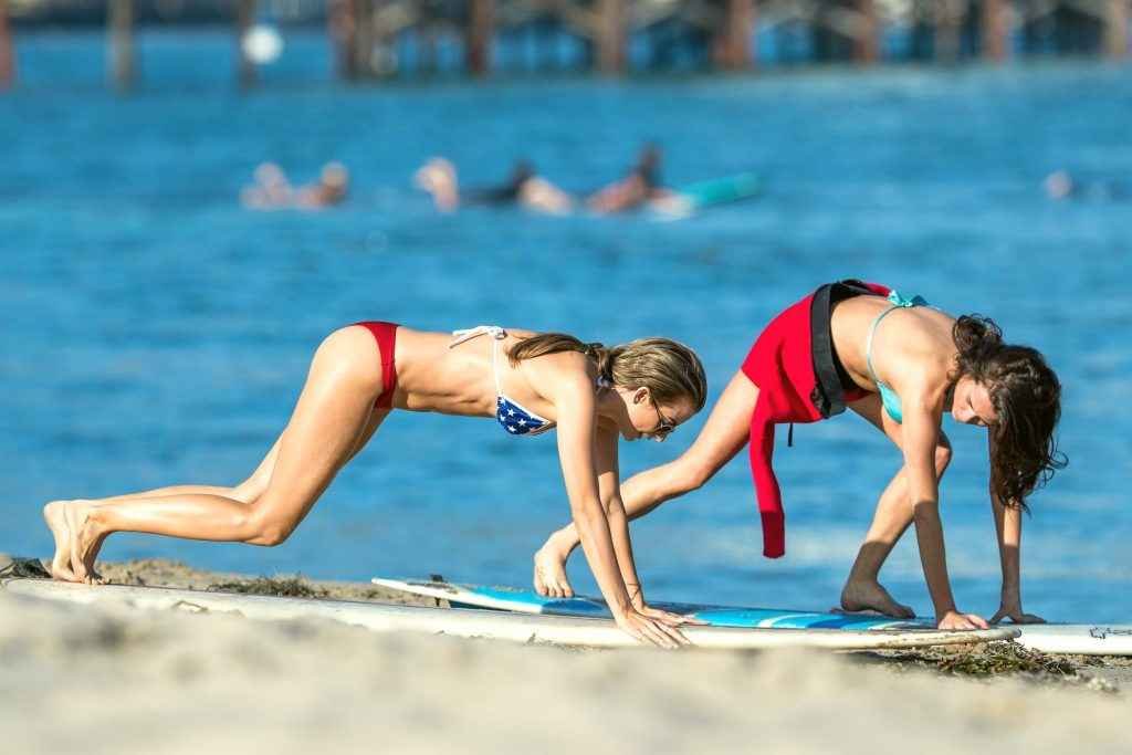 Rachel McCord en bikini à Malibu