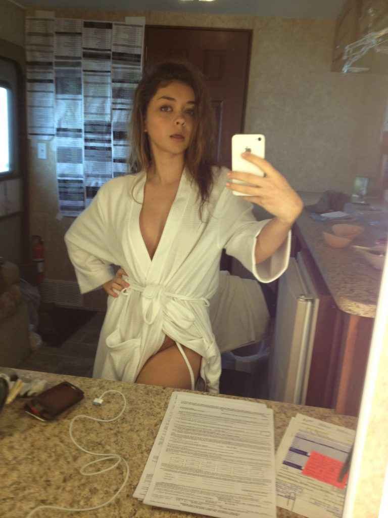 Sarah Hyland nue, les photos (très) intimes