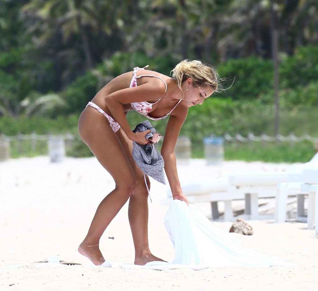 Sierra Skye en bikini à Miami