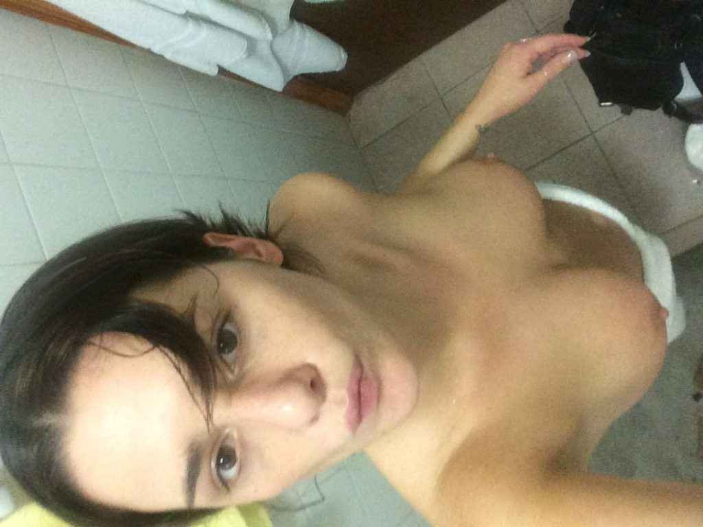 Addison Timlin nue, les photos intimes