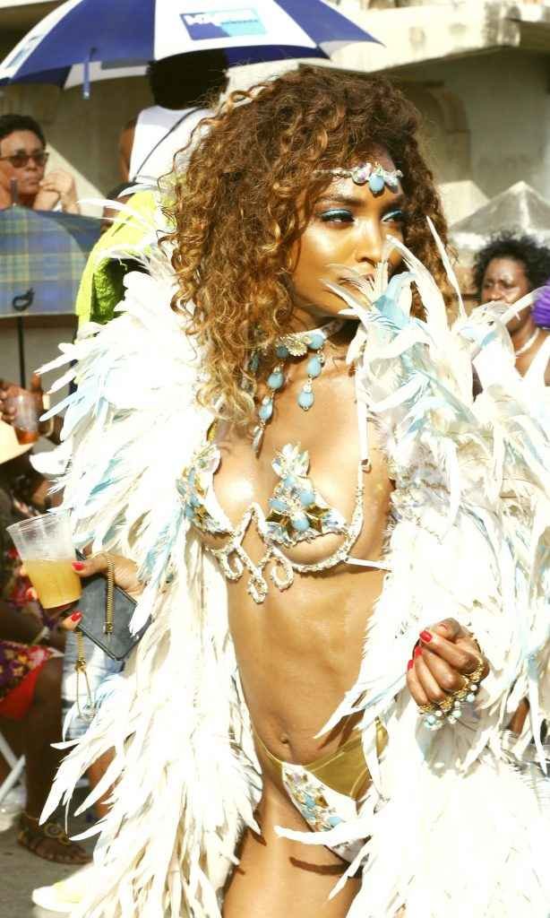 Jourdan Dunn au Carnaval de La Barbade