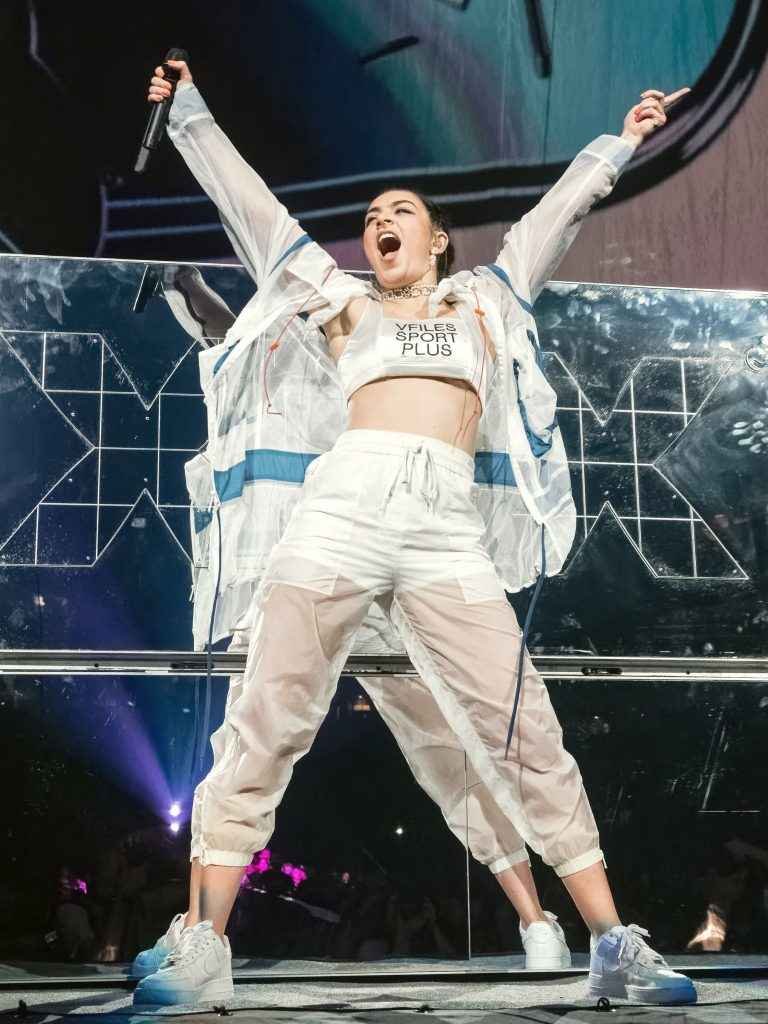 Charli XCX en concert à Orlando